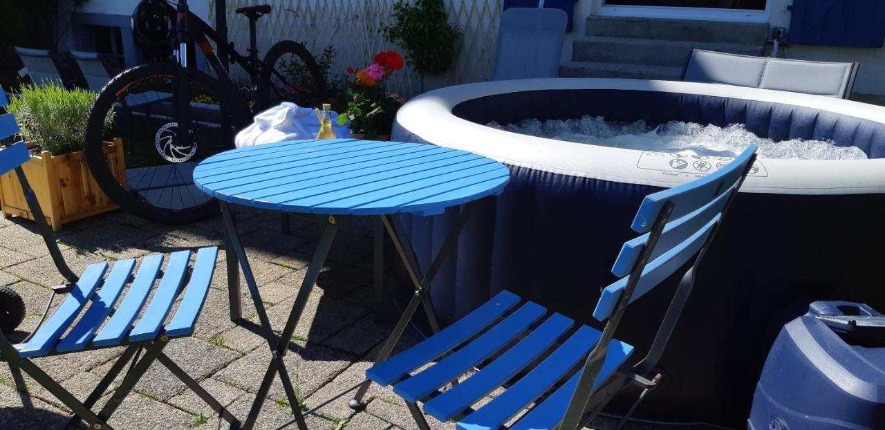 Gite La Petite Maison Horlogere Et Jacuzzi , Raquettes Les Fontenelles Екстер'єр фото